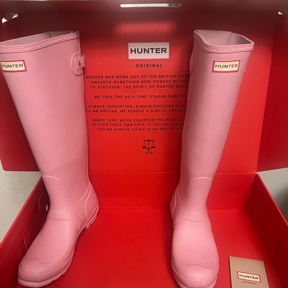 Tall pink hunter rain boots perfect for those rainy April showers!